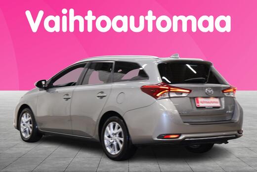 Toyota Auris vaihtoauto