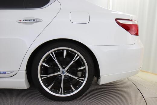 Lexus LS vaihtoauto