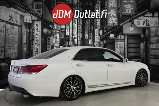 Toyota Crown vaihtoauto