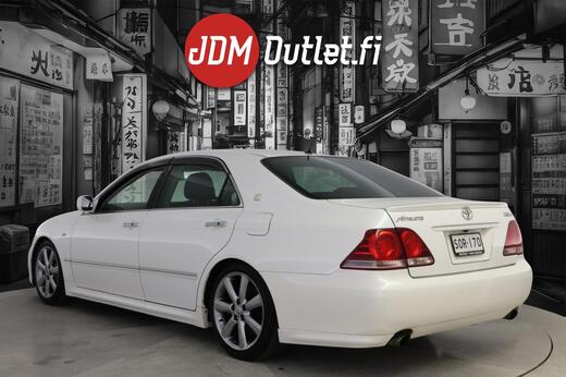 Toyota Crown vaihtoauto