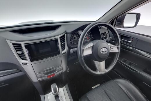 Subaru Legacy vaihtoauto