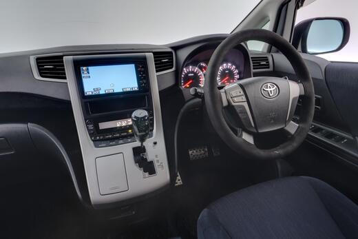 Toyota Vellfire vaihtoauto