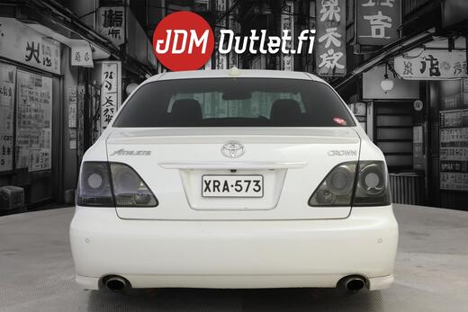 Toyota Crown vaihtoauto