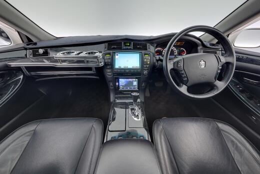 Toyota Crown vaihtoauto