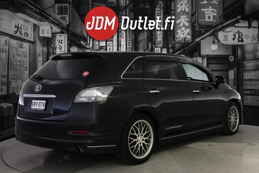 Toyota Mark X vaihtoauto