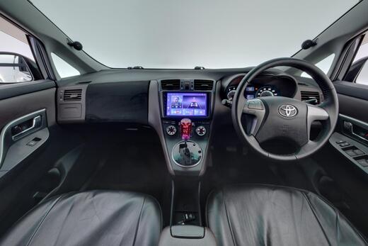Toyota Mark X vaihtoauto