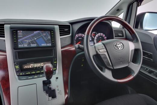 Toyota Vellfire vaihtoauto