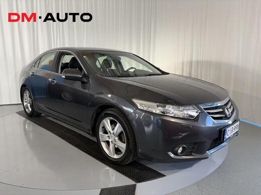 Honda Accord vaihtoauto