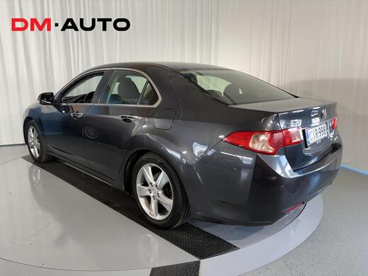 Honda Accord vaihtoauto