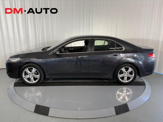 Honda Accord vaihtoauto