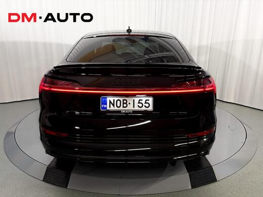 Audi e-tron vaihtoauto