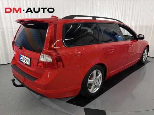 Volvo V70 vaihtoauto