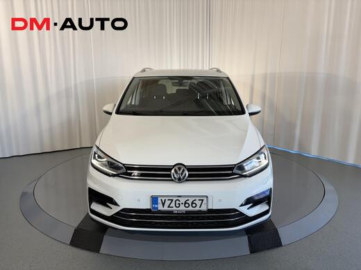 Volkswagen Touran vaihtoauto