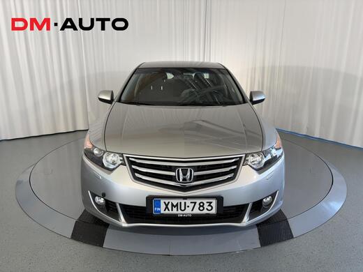 Honda Accord vaihtoauto