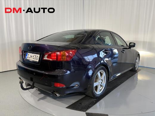 Lexus IS vaihtoauto