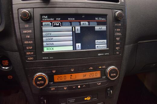 Toyota Avensis vaihtoauto