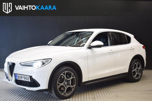 Alfa Romeo Stelvio vaihtoauto