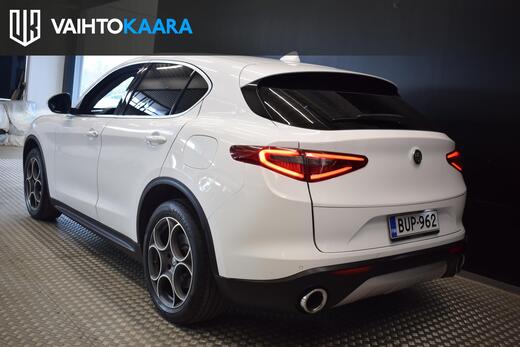 Alfa Romeo Stelvio vaihtoauto