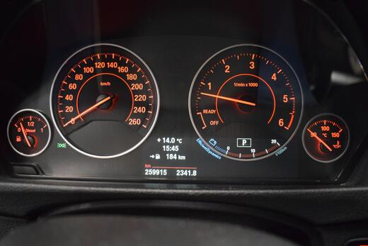BMW 330 vaihtoauto