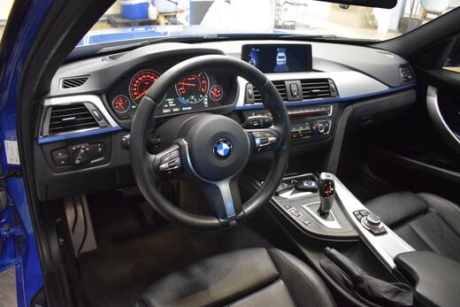 BMW 330 vaihtoauto