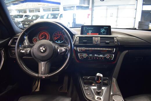 BMW 330 vaihtoauto
