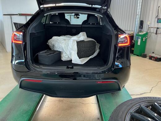 Tesla Model Y vaihtoauto