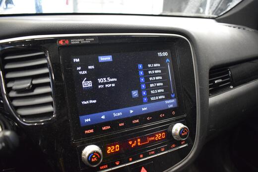 Mitsubishi Outlander PHEV vaihtoauto