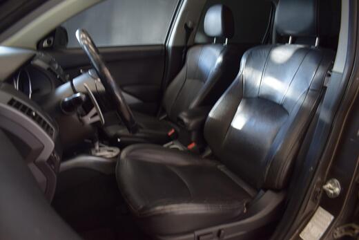 Mitsubishi Outlander vaihtoauto