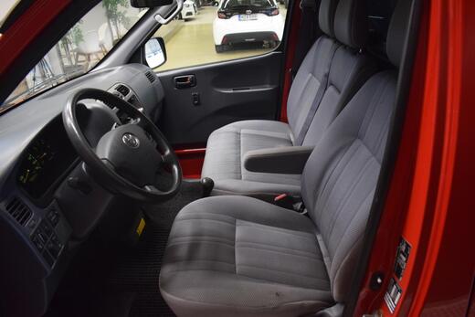 Toyota Hiace vaihtoauto