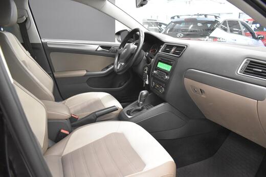 Volkswagen Jetta vaihtoauto