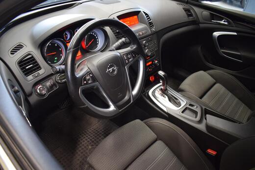 Opel Insignia vaihtoauto