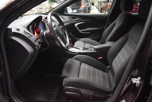Opel Insignia vaihtoauto