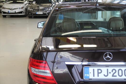 Mercedes-Benz C vaihtoauto
