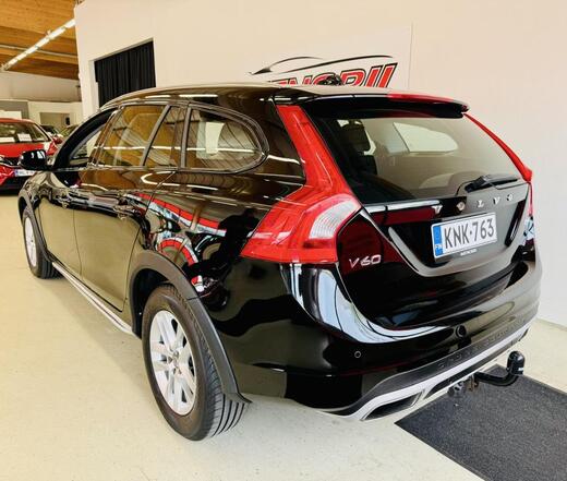 Volvo V60 Cross Country vaihtoauto