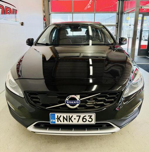 Volvo V60 Cross Country vaihtoauto