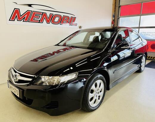 Honda Accord vaihtoauto