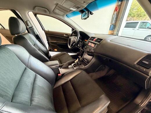 Honda Accord vaihtoauto