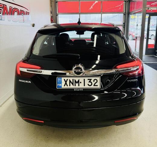 Opel Insignia vaihtoauto