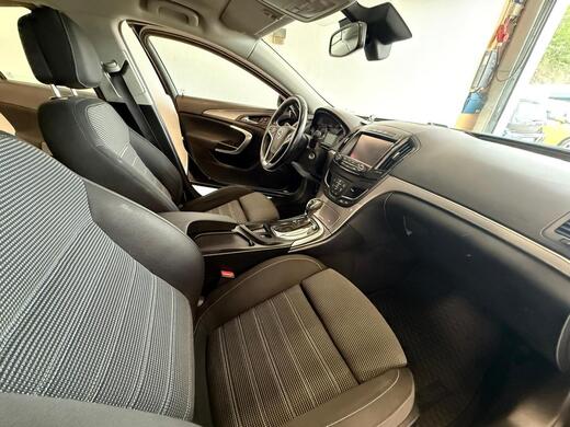 Opel Insignia vaihtoauto