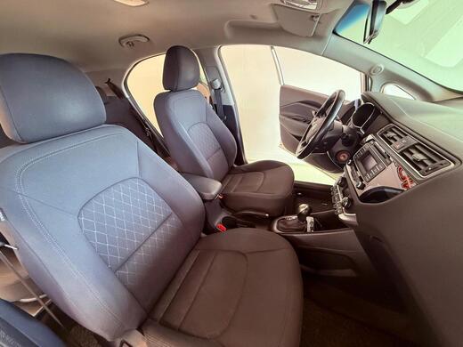 Kia Rio vaihtoauto