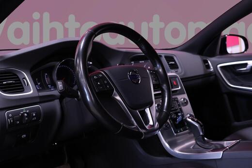 Volvo V60 Cross Country vaihtoauto