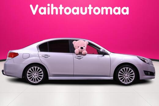 Subaru Legacy vaihtoauto