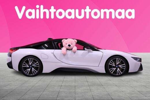 BMW i8 vaihtoauto