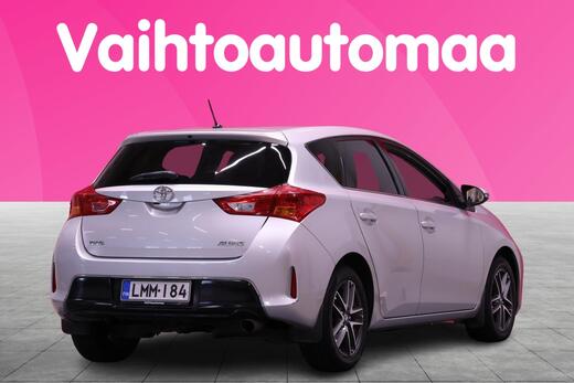 Toyota Auris vaihtoauto