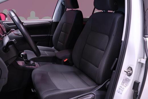Volkswagen Golf Sportsvan vaihtoauto