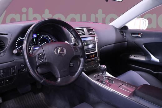 Lexus IS vaihtoauto
