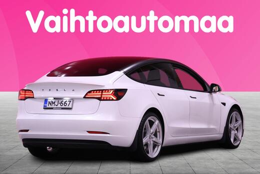 Tesla Model 3 vaihtoauto