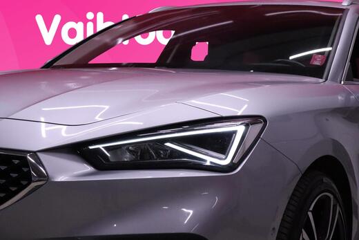 SEAT Leon Sportstourer vaihtoauto