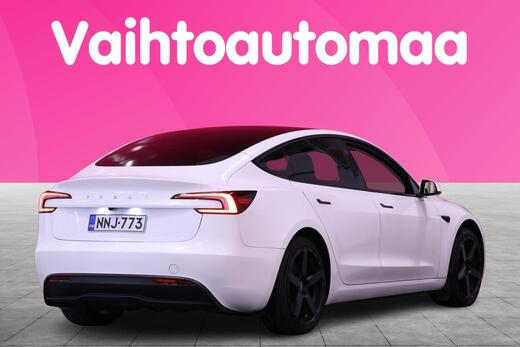 Tesla Model 3 vaihtoauto