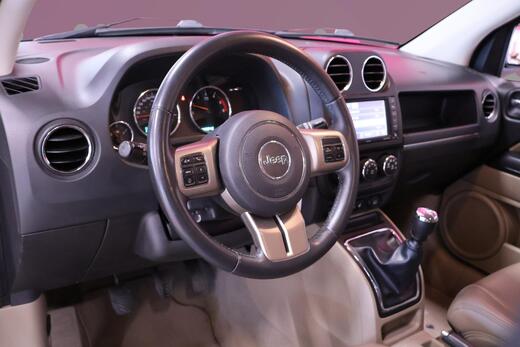 Jeep Compass vaihtoauto